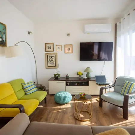 Sunshine With Pool Apartment Trogir