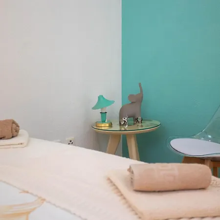 Sunshine With Pool Apartamento Trogir