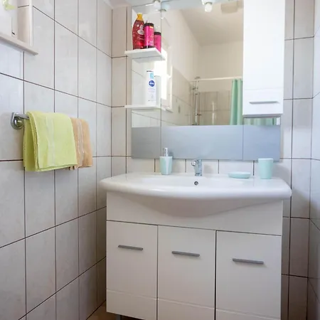 Sunshine With Pool Appartamento Traù